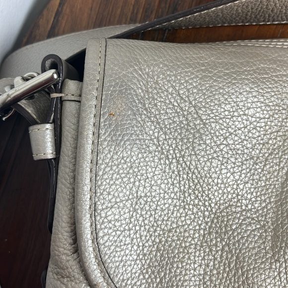 GUC VINTAGE AUTHENTIC Coach Pebble Leather Shoulder Bag Gold w/silver accents - Picture 12 of 13